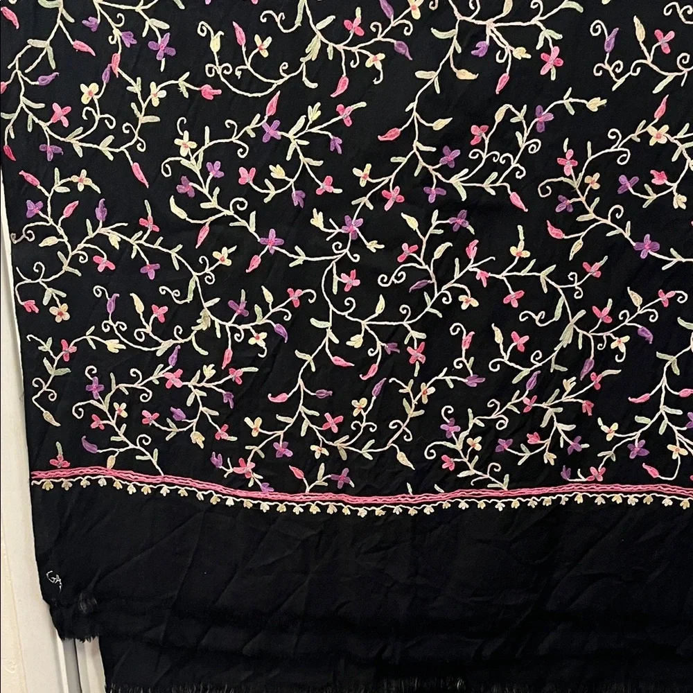 Source Unknown Black Floral Embroidered Large Wrap / Scarf